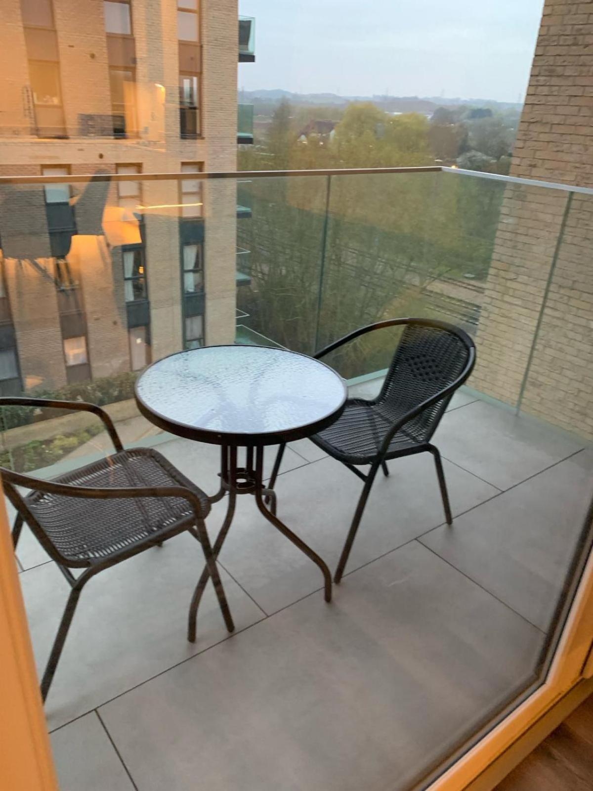 The Godfreys, Edinburgh Way, Harlow Exteriör bild